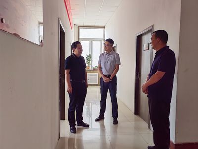 王志成深入調研駐縣企業運營管理，聚焦圖書刊物銷售產業發展